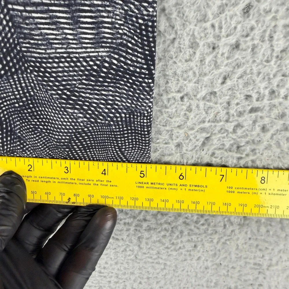 Lululemon Fast and Free Crop Leggings Womens 10 Black Geo Dot Pockets Nulux Run